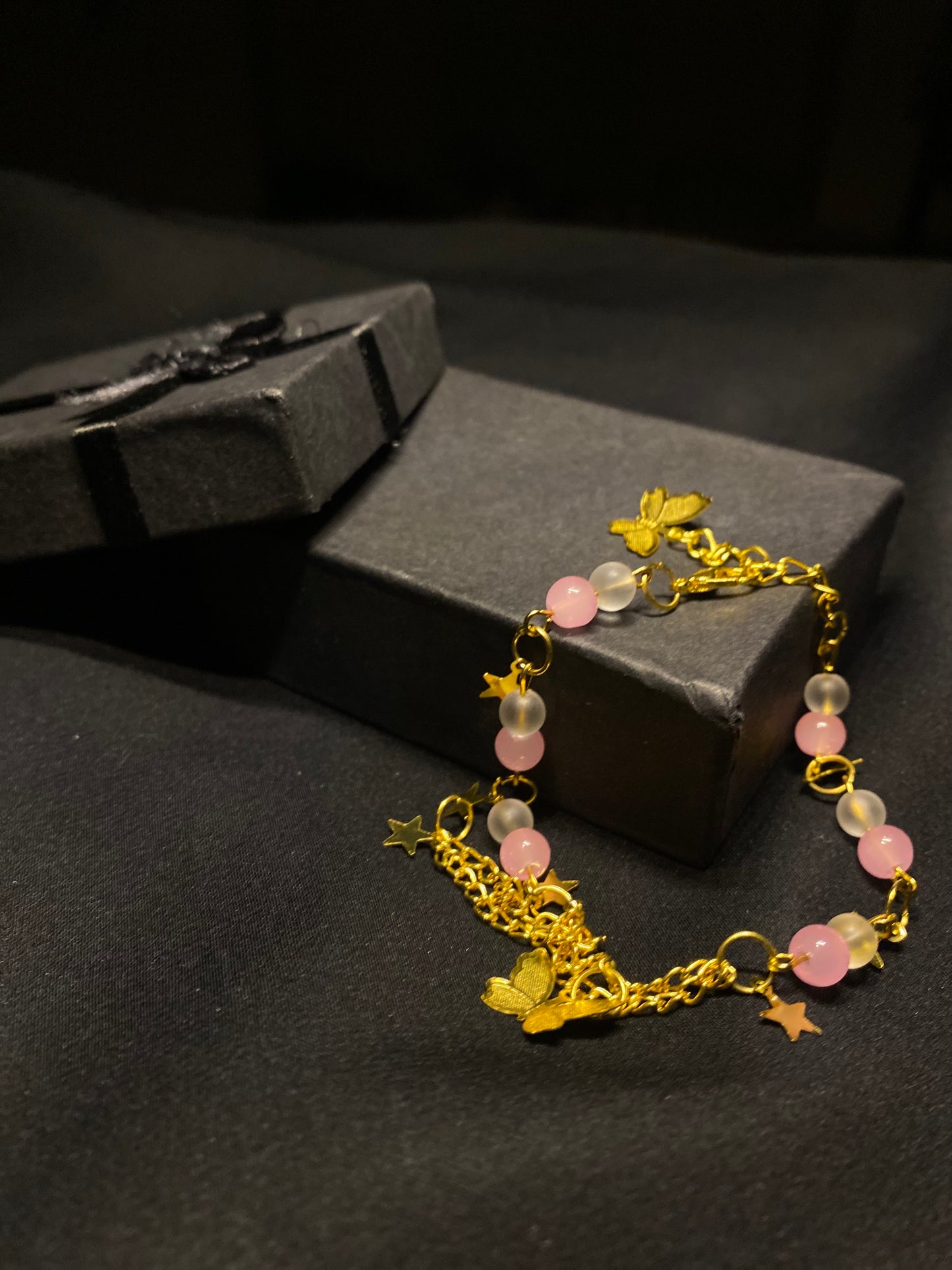 BRUNQPNWH - 01 - Pink and White stones Golden chain Bracelet with Butterfly charm
