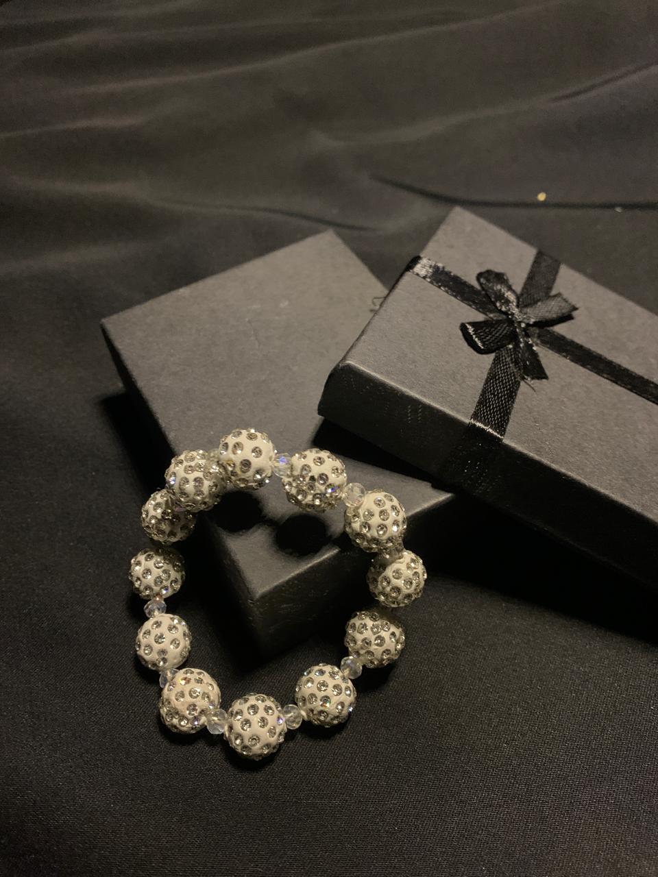 Sparkling Beads White Bracelet