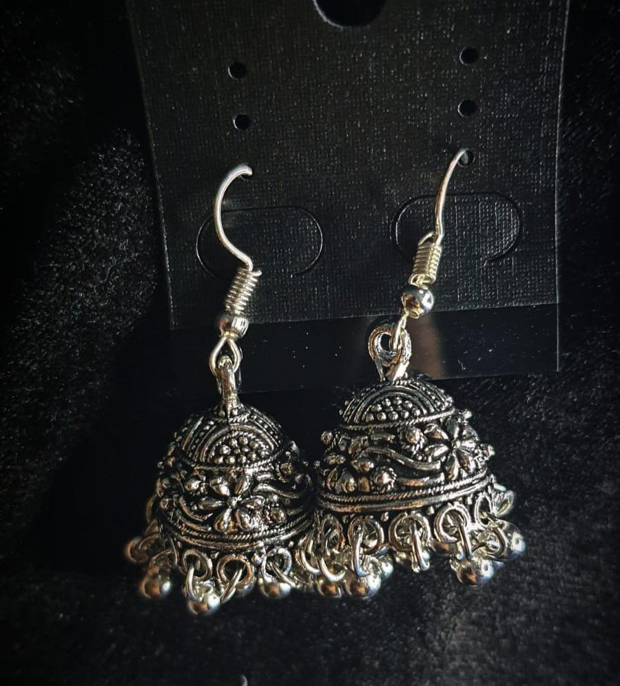 EROSB-01- Traditional Indian Jhumka Earring